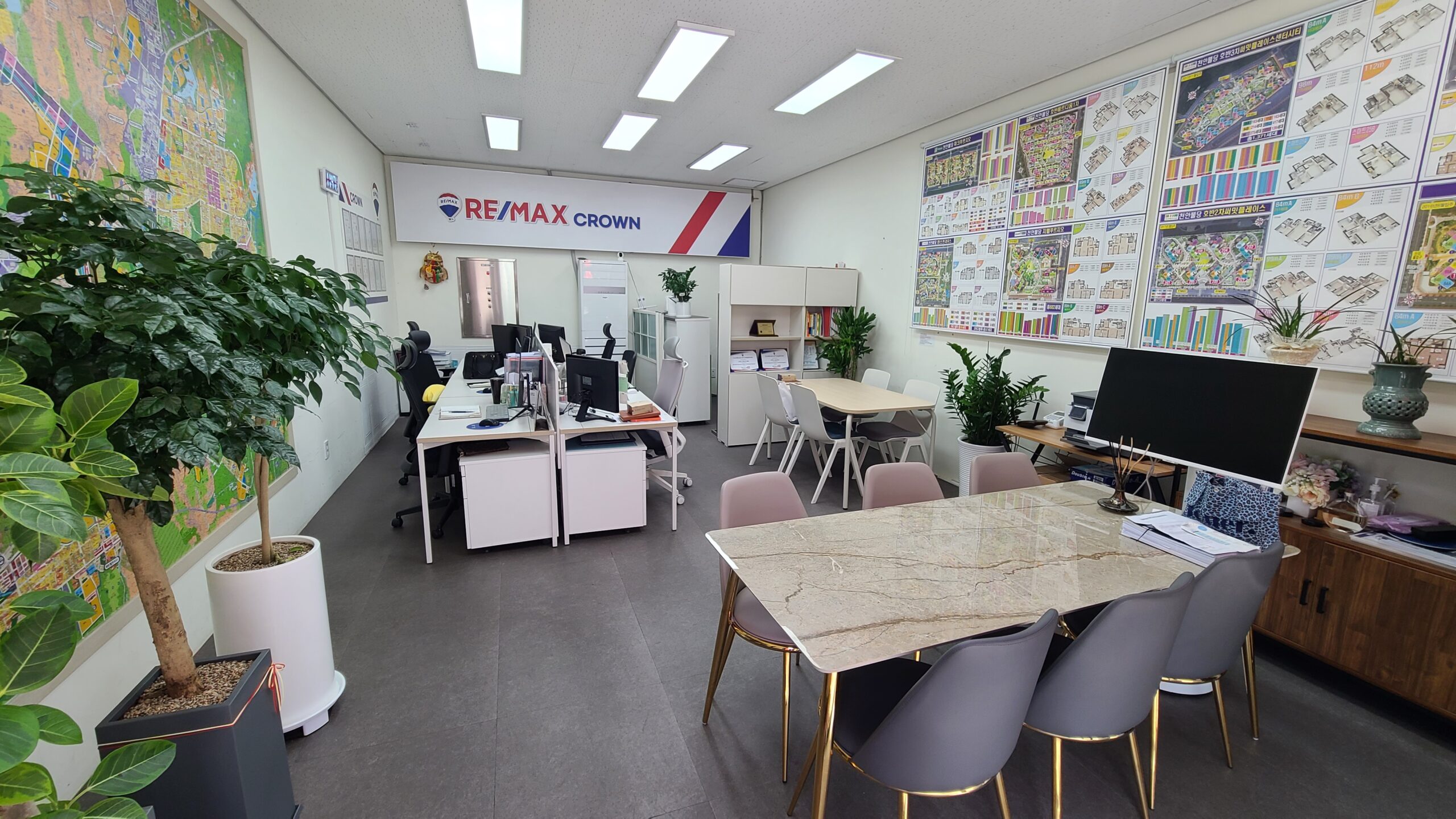Read more about the article RE/MAX 가맹사 소개: 리맥스 크라운