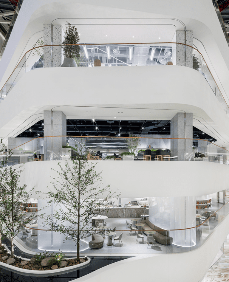 img_about_seoul_visual03_1-768x946.png
